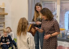 Przejdź do - Pasowania na czytelników Miejskiej Biblioteki Publicznej w Gorlicach — relacja